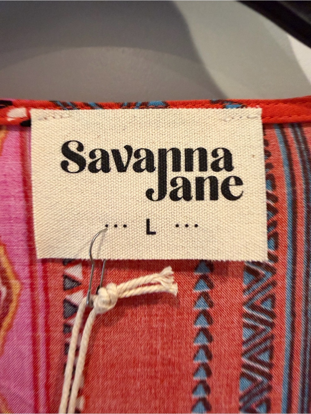 NWT Savanna Jane Red & Blue Embroidered Blouse Size Large - Picture 2 of 16